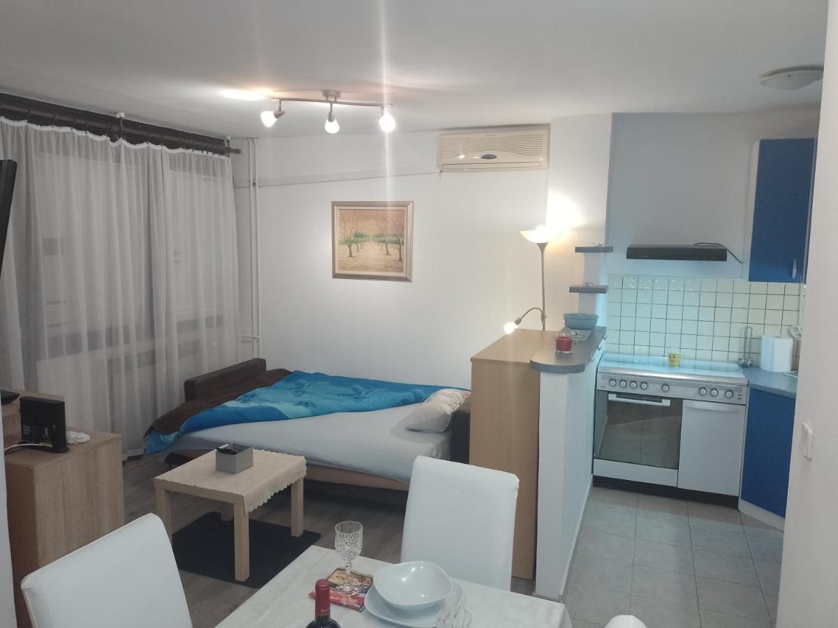 Apartman Ciblja Lägenhet Velika Gorica Exteriör bild